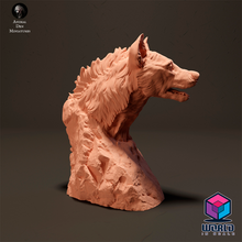 Cargar imagen en el visor de la galería, Hyena Bust -Animal Den Miniatures