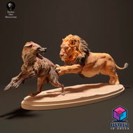 Animal Den Miniatures - Lion Hunting a Spotted Hyena