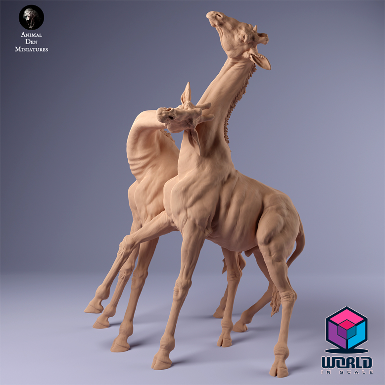 Giraffe- Animal Den Miniatures